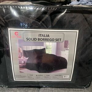 Citi Mall Italia Solid Borrego Set - Black